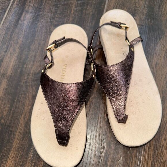 Vionic Women's Metallic Brown Sandals - Picture 4 of 5
